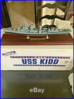 2 Uss Arizona & Kidd Danbury Mint Ship Model Signed 4 Survivors L. E. 178/2500