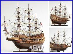 29 WOODEN TALL SHIP MODEL 16th Century HMS SOVEREIGN of the Seas Collectable