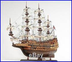 29 WOODEN TALL SHIP MODEL 16th Century HMS SOVEREIGN of the Seas Collectable