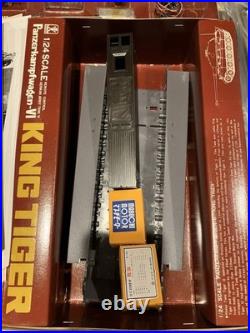 Bandai 1/24 King Tiger German Heavy Tank VI Model Kit Japan Vintage Unassembled