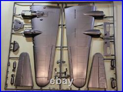 Bandai Monogram 1/48 Boeing B-17G Flying Fortress Model Kit Japan Vintage Rare