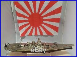 Battleship YAMATO Japanese Navy Ship metallic Model 1/550 size With display case