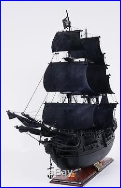 Collectible OMH Black Pearl Pirate Model Ship Medium
