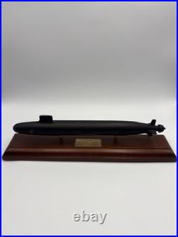 Daron US Navy Virginia Class Submarine SSN-774 Scale 1/350- Matte Black