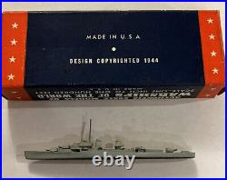 Military model US DESTROYER WARRINGTON SOMERS CLASS 11200 Authenticast D5