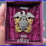 Original WW2 Sterling & Gold Filled US Naval Officers Cap Badge In Box