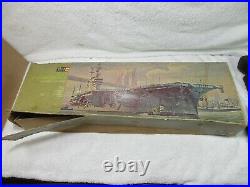 Revell USS INDEPENDENCE us super carrier 1965 cva62 H-359-400 model used