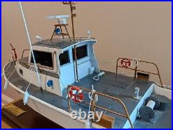 Scalecraft Coast Guard UTB-41 18 Scale 1/28 Wooden Display Model