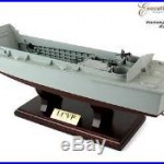 US Navy LCVP LANDING CRAFT BOAT Assembled 19 Built Wooden Model Ship New