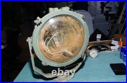 US Navy Tripoli LPD-10 Ajustable search light from ship