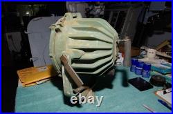 US Navy Tripoli LPD-10 Ajustable search light from ship