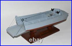 USN LCVP Higgins Boat D-Day Landing Craft Ramp Opens Desk Top 1/24 WW2 SC Model