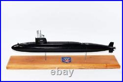 USS James K. Polk SSBN-645 Submarine Model (Black Hull), Scale