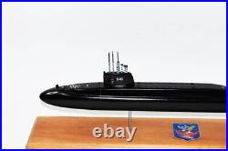 USS James K. Polk SSBN-645 Submarine Model (Black Hull), Scale