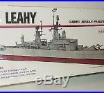 Vintage Monogram 1973 USS LEAHY 8296-0225 GUIDED MISSILE FRIGATE SHIP Model Kit