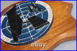 Vintage US Navy Bronze Emblem on Wood Plaque USS Lowe DE-325 Edsall destroyer