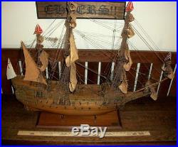 Vtg built tall ship model Sovereign of the Seas withdisplay case Mantua Sergal