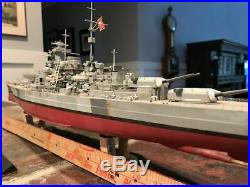 Ww2 model ships DKM BIZMARCK, 1/350 scale by Tamiya, pls read description belo
